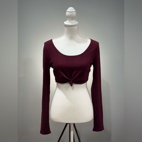 Revamped Tops - CLEARANCE! Burgundy Boutique Ribbed Knotted Crop Top Size L NWT